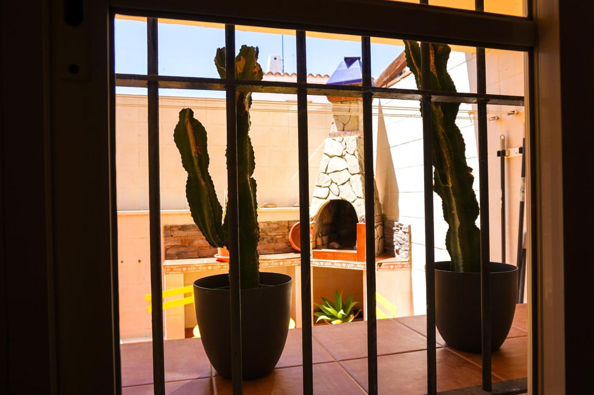 Tarifa Family House 5 Min Walk To The Beach And Old Town 외부 사진