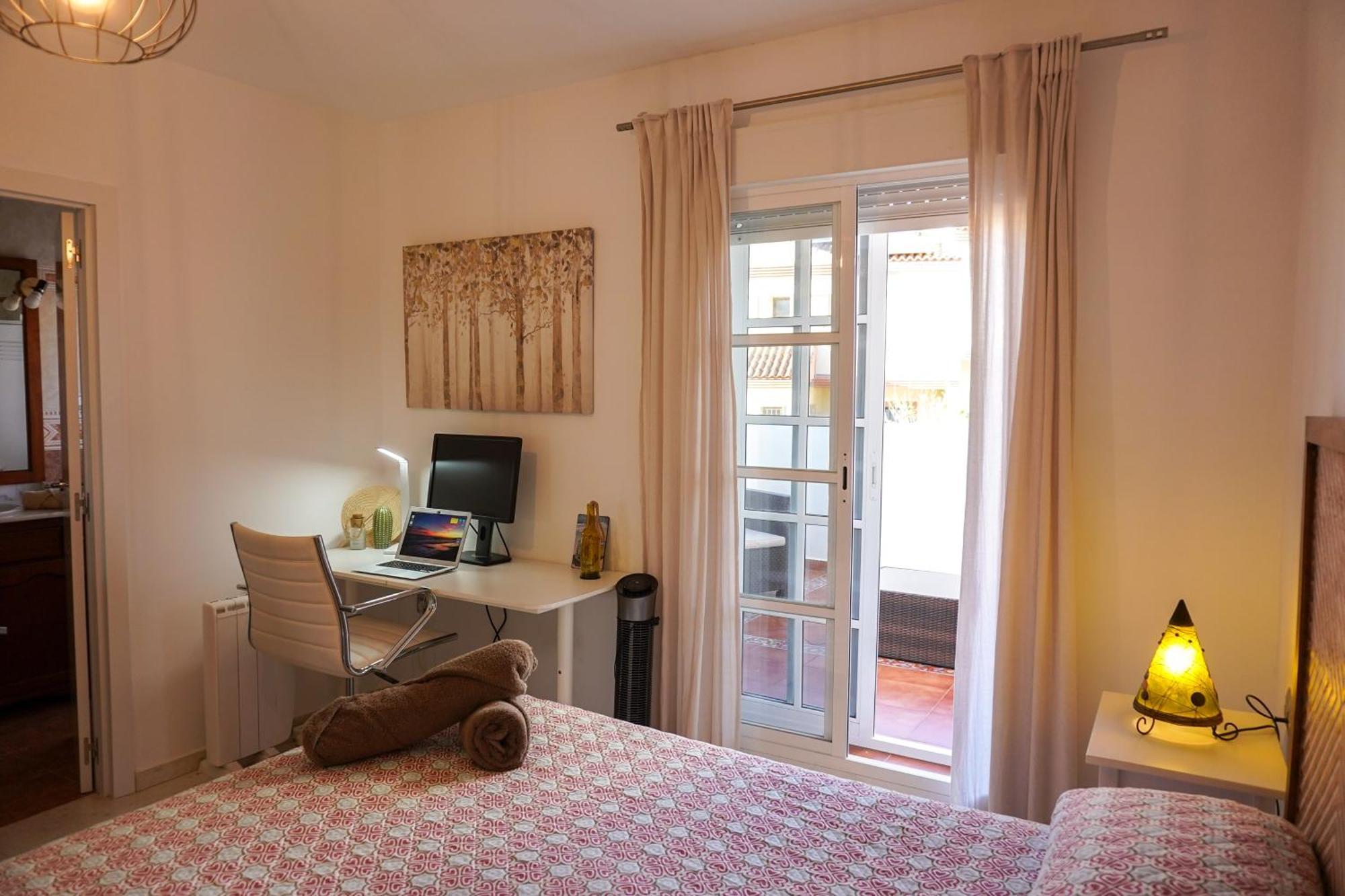 Tarifa Family House 5 Min Walk To The Beach And Old Town 외부 사진